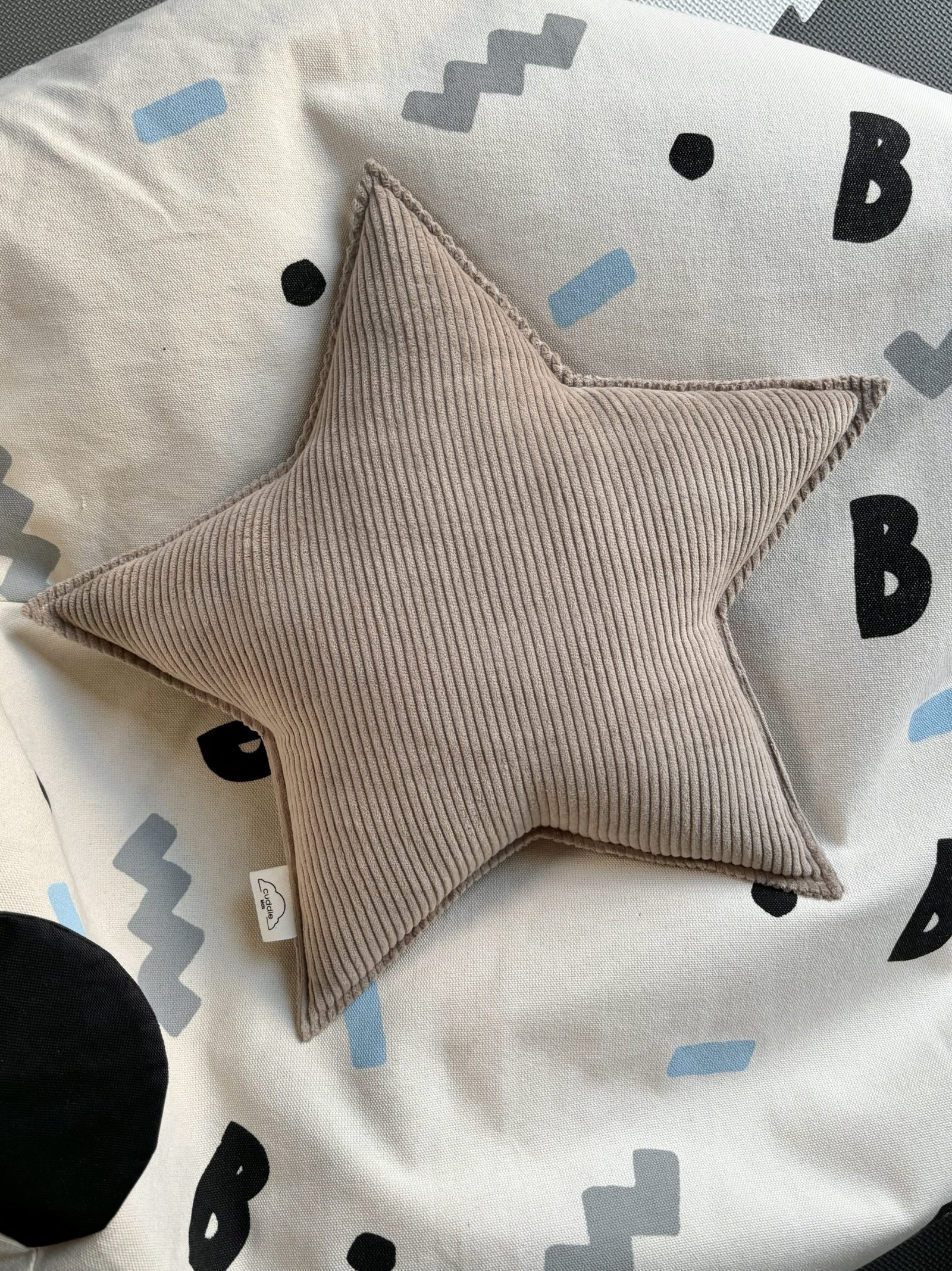 poduszka GWIAZDKA beżowy